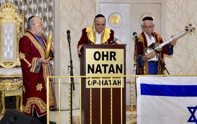 Performers honor the musical roots of their heritage with heartfelt emotion.